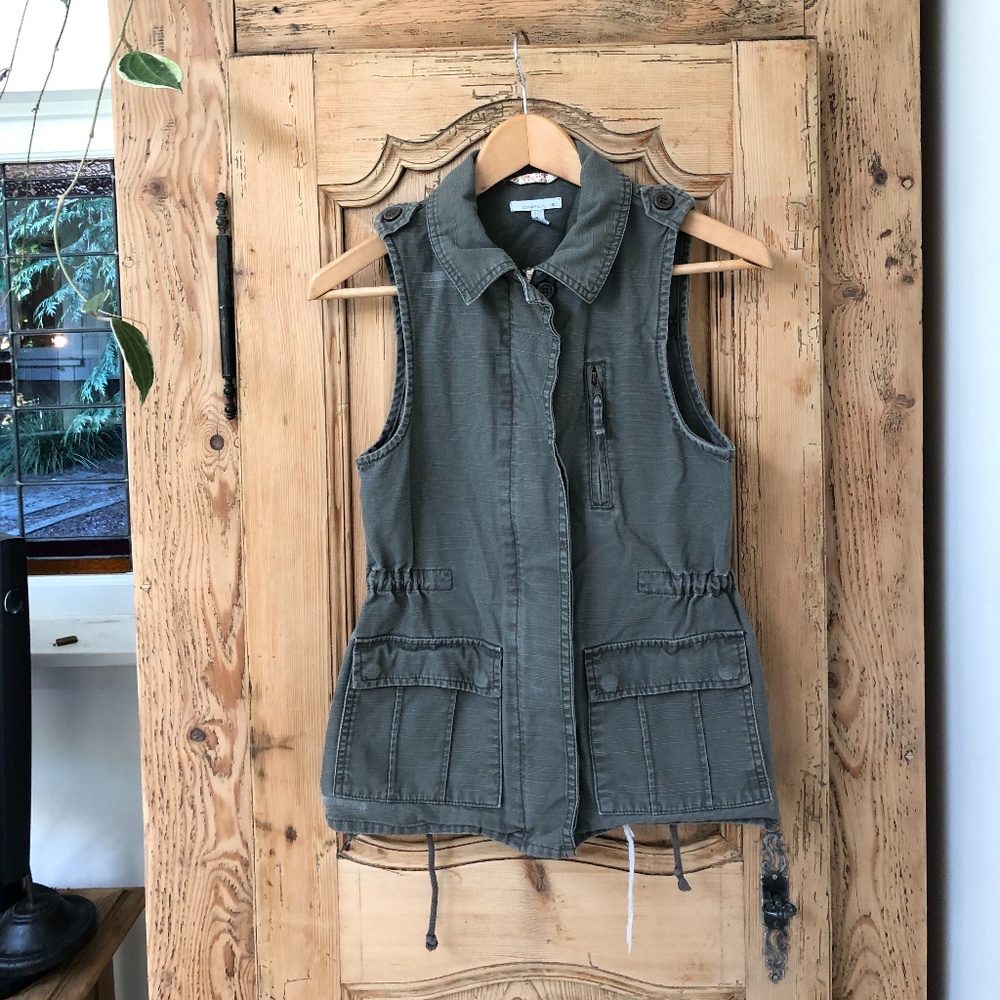 ARMY GREEN VEST